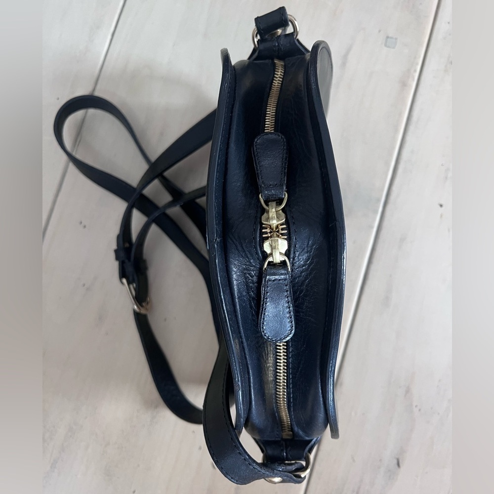 A.P.C. Black Leather Half Moon Crossbody - Picture 4 of 8